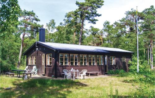 Nice Home In Ystad With Kitchen