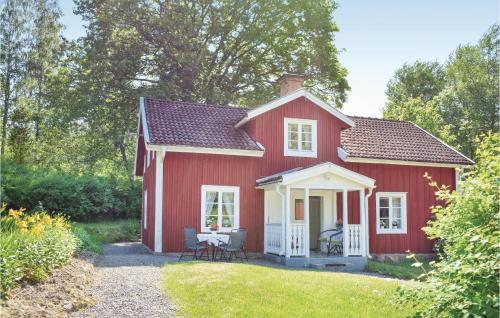 Lovely Home In Vimmerby With Kitchen