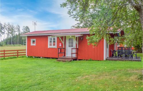 Gorgeous Home In Vimmerby With Kitchen