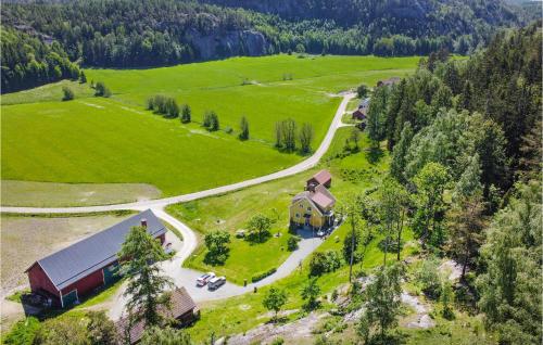 3 Bedroom Stunning Home In Fjllbacka